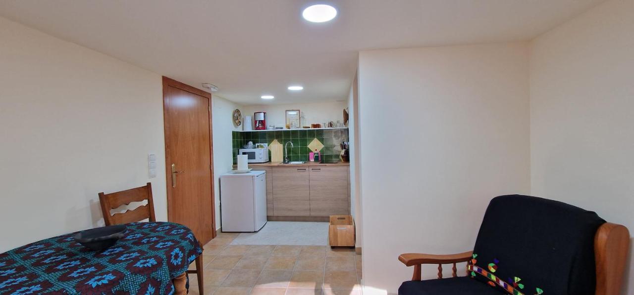 El Cau De Cal Viola Apartamento Torroja Exterior foto